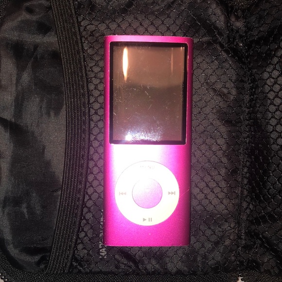 Hot Pink Apple iPod Nano 8 GB (4th generation) - Picture 2 of 6